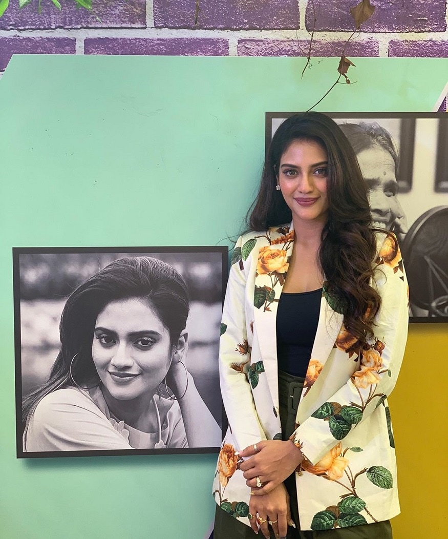 নায়িকার দ্রুত আরোগ্য কামনা করে সাংবাদমাধ্যমের সাহায্য প্রার্থনা করেছেন তার ঘনিষ্ঠরা৷ Photo Courtesy: Instagram নায়িকার দ্রুত আরোগ্য কামনা করে সাংবাদমাধ্যমের সাহায্য প্রার্থনা করেছেন তার ঘনিষ্ঠরা৷ Photo Courtesy: Instagram