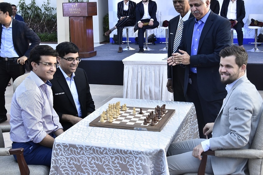 সাংবাদিক সম্মেলনে হাজির ছিলেন বিসিসিআই প্রেসিডেন্ট সৌরভ গঙ্গোপাধ্যায়৷ বিশ্বনাথন আনন্দ ও সৌরভের বিরুদ্ধে চালও দিলেন ওয়ার্ল্ড চ্যাম্পিয়ান ম্যাগনস কার্লসন! সাংবাদিক সম্মেলনে হাজির ছিলেন বিসিসিআই প্রেসিডেন্ট সৌরভ গঙ্গোপাধ্যায়৷ বিশ্বনাথন আনন্দ ও সৌরভের বিরুদ্ধে চালও দিলেন ওয়ার্ল্ড চ্যাম্পিয়ান ম্যাগনস কার্লসন!
