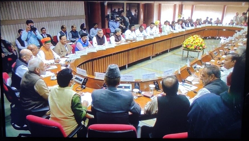 সর্বদল বৈঠকে উপস্থিত ছিলেন অমিত শাহ, আনন্দ শর্মা, অধীর চৌধুরী, সুদীপ বন্দ্যোপাধ্যায়, গুলাম নবি আজাদ সর্বদল বৈঠকে উপস্থিত ছিলেন অমিত শাহ, আনন্দ শর্মা, অধীর চৌধুরী, সুদীপ বন্দ্যোপাধ্যায়, গুলাম নবি আজাদ