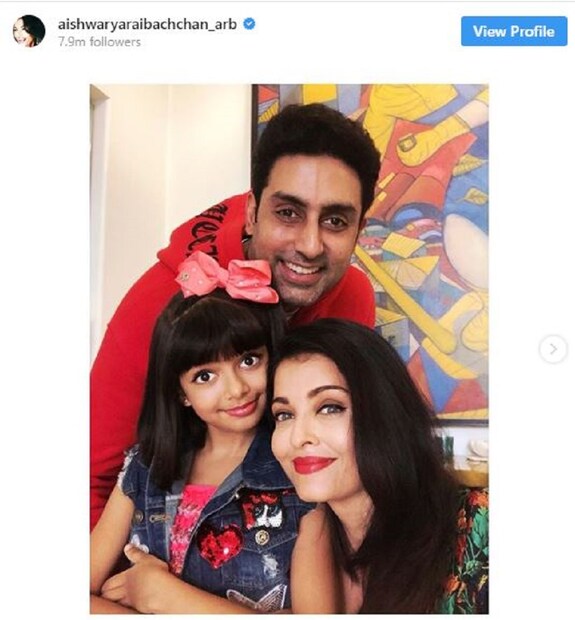  একেই বলে পিকচার পারফেক্ট ফ্যামিলি