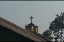 প্রায় ২০০ বছরের ইতিহাসকে সঙ্গে নিয়ে সেজে উঠছে কালনার প্রোটেস্টান্ট চার্চ প্রায় ২০০ বছরের ইতিহাসকে সঙ্গে নিয়ে সেজে উঠছে কালনার প্রোটেস্টান্ট চার্চ