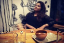 তোলপাড় সোশ্যাল মিডিয়া ! সুপারহিট হিন্দি গানে Tiktok ভিডিও শ্যুট করে ভাইরাল