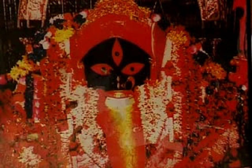 বাংলায় একটি কথা আছে বিশ্বাসে মিলায় বস্তু, তর্কে বহুদূর ৷ যার যেমন ভাব তার তেমন লাভ ৷ ধর্মের প্রকৃত অর্থ দারণ করা মানুষকে যা সৎপথে ধারণ করে রাখে তাই হল ধর্ম ৷ কেউ বিশ্বাস করেন বা কেউ করেন না ৷ তবে ভাল থাকাটাই জীবনের সব থেকে বড় কথা ৷ বাংলায় একটি কথা আছে বিশ্বাসে মিলায় বস্তু, তর্কে বহুদূর ৷ যার যেমন ভাব তার তেমন লাভ ৷ ধর্মের প্রকৃত অর্থ দারণ করা মানুষকে যা সৎপথে ধারণ করে রাখে তাই হল ধর্ম ৷ কেউ বিশ্বাস করেন বা কেউ করেন না ৷ তবে ভাল থাকাটাই জীবনের সব থেকে বড় কথা ৷