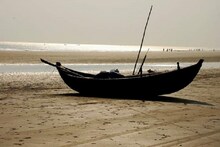 ভিড়ে ঠাসা দিঘা নয়, বড়দিনের আগে পর্যটকদের টানছে শান্ত মান্দারমণি