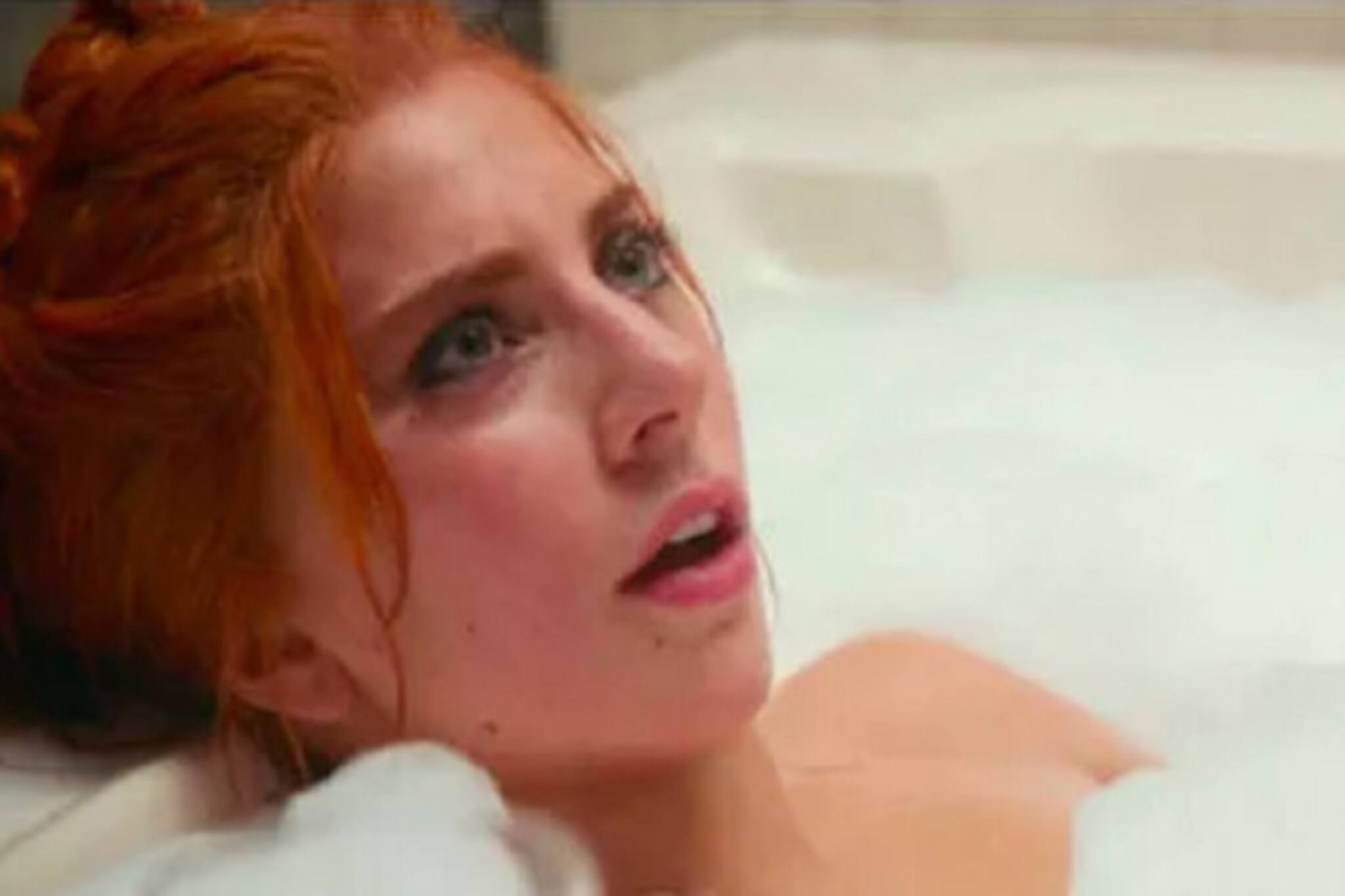 শেষবার কবে স্নান করেছেন মনে নেই, গায়িকা অভিনেত্রীর মন্তব্য সোশ্যাল মিডিয়ায় ঝড