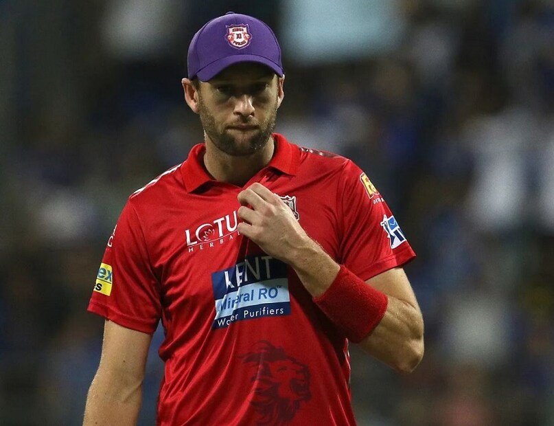 ২০১৭ সালে গুজরাত লায়ন্সের হয়ে পাঁচ উইকেট নিয়েছিলেন অ্যান্ড্রু টাই ৷ প্রথম ক্রিকেটার হিসেব আত্মপ্রকাশ ম্যাচেই পাঁচ উইকেটের পাশাপাশি ছিল তাঁর হ্যাটট্রিক ৷ সেই মরশুমে ৬ ম্যাচে ১২ উইকেট পেয়েছিলেন তিনি ৷ ৭.২ কোটিতে তাঁকে পরের বার কিনেছিল পঞ্জাব ৷ পেয়েছিলেন ২৪ উইকেট ৷ কিন্তু ২০১৯ সালে ৩ উইকেটে পান ৷ ফলে এবার তাঁকে আর কেউ কিনতে আগ্রহী হবে বলে মনে করা হচ্ছে না ৷ 