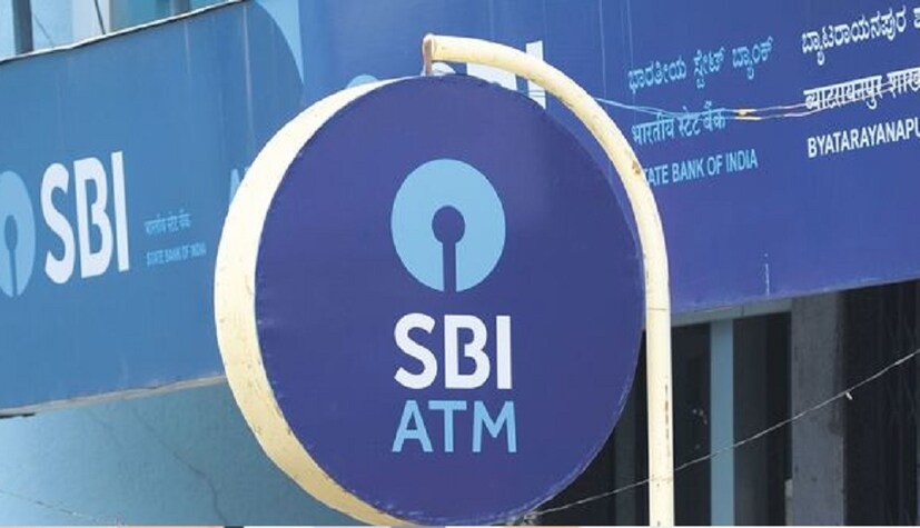 ব্যাঙ্কের তরফে আরও জানানো হয়েছে যে গ্রাহক অন্য ব্যাঙ্কের এটিএম থেকে টাকা তুললে এই নিয়ম লাগু করা হবে না ৷ অথার্ৎ অন্য ব্যাঙ্কের এটিএম থেকে টাকা তুললে ওটিপি আসবে না ৷ 