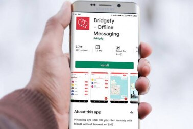 • Bridgefy: হংকং প্রতিবাদের সময় এই অ্যাপটি দারুণ জনপ্রিয়তা পেয়েছিল ৷ নেট ছাড়াই মেসেজ করতে পারেন এই অ্যাপে ৷ সার্কুলার মেসেজ করা যায় এই অ্যাপ থেকে ৷ • Bridgefy: হংকং প্রতিবাদের সময় এই অ্যাপটি দারুণ জনপ্রিয়তা পেয়েছিল ৷ নেট ছাড়াই মেসেজ করতে পারেন এই অ্যাপে ৷ সার্কুলার মেসেজ করা যায় এই অ্যাপ থেকে ৷