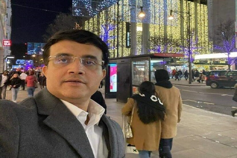  লর্ডসেই ফিরলেন লর্ড। ঐতিহাসিক ক্রিকেট মাঠে সৌরভ গঙ্গোপাধ্যায়। এবার ক্রিকেটার নন বোর্ড প্রেসিডেন্ট হিসেবে হাজির মহারাজ। লডস সৌরভের কাছে বরাবরই প্রিয় মাঠ। 