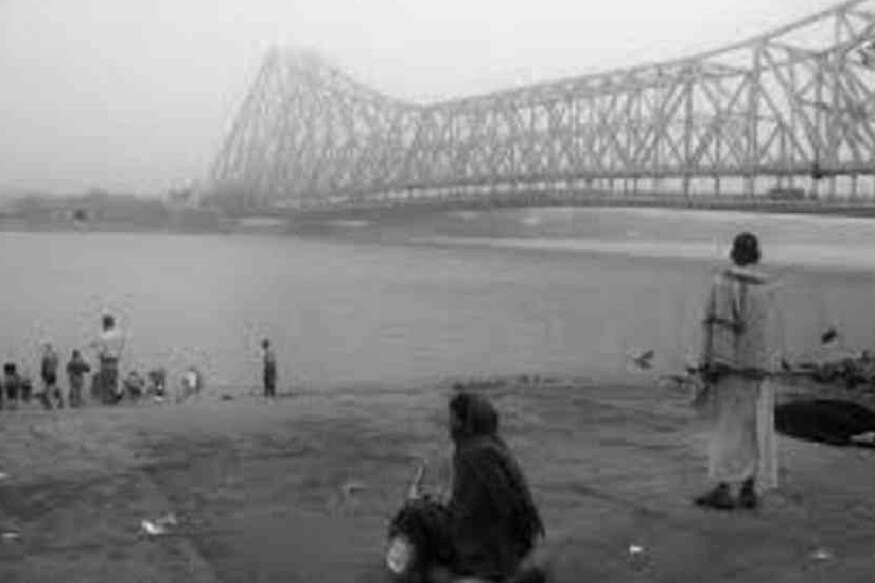 অবশেষে শীত আসছে রাজ্যে। আগামীকাল থেকে কমবে তাপমাত্রা। ২ থেকে ৪ ডিগ্রি তাপমাত্রা কমবে আগামীকাল ৪৮ ঘন্টায়। শীতের পথ সুগম । বইবে উত্তুরে হাওয়া। রাজ্যে শীতল উত্তুরে হাওয়ায় আর কোনও বাধা নেই। অবশেষে শীত আসছে রাজ্যে। আগামীকাল থেকে কমবে তাপমাত্রা। ২ থেকে ৪ ডিগ্রি তাপমাত্রা কমবে আগামীকাল ৪৮ ঘন্টায়। শীতের পথ সুগম । বইবে উত্তুরে হাওয়া। রাজ্যে শীতল উত্তুরে হাওয়ায় আর কোনও বাধা নেই।