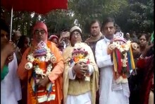 বছরের প্রথম দিনে পিকনিকে গোপাল,  জগন্নাথ, বলরাম,  সুভদ্রা