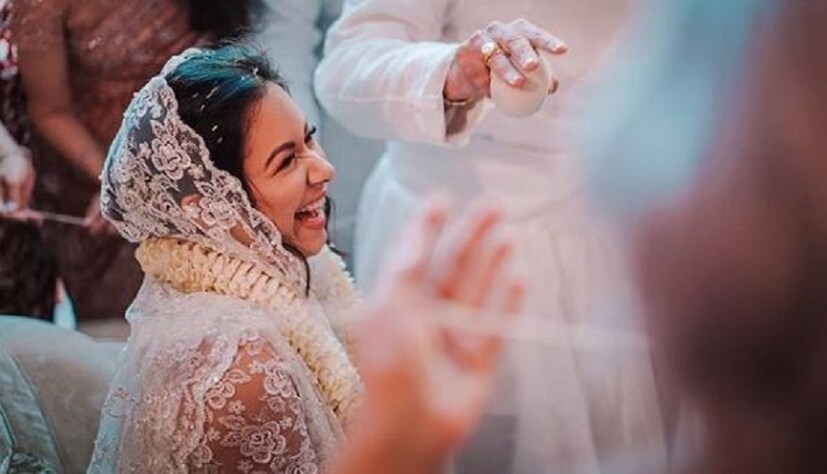 ক্রিকেটারের বিয়ে এমনিতেই দারুণ জনপ্রিয় ৷ করুণের বিয়ের অ্যালবামও সুপারহিট ৷ Photo- Instagram 
