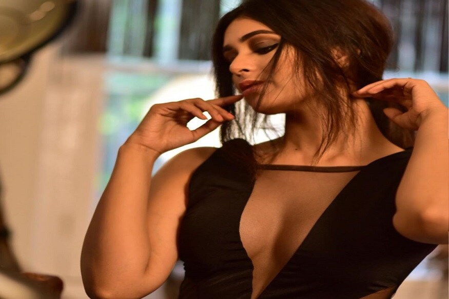 লাস্যময়ী ঋতাভরীর সোশ্যাল মিডিয়ায় প্রচুর ফলোয়ার৷ সকলেই মুগ্ধ সুন্দরীর ছবিতে৷ Photo Courtesy: Instagram লাস্যময়ী ঋতাভরীর সোশ্যাল মিডিয়ায় প্রচুর ফলোয়ার৷ সকলেই মুগ্ধ সুন্দরীর ছবিতে৷ Photo Courtesy: Instagram