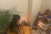 শ্রীলেখার বাড়ির 'ছিমছাম' সরস্বতী পুজো,স্টাইলিশ ব্লাউজে নজর কাড়লেন শ্রী-কন্যা! শ্রীলেখার বাড়ির 'ছিমছাম' সরস্বতী পুজো,স্টাইলিশ ব্লাউজে নজর কাড়লেন শ্রী-কন্যা!