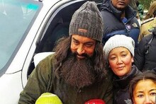 লম্বা দাড়ি, মাথায় টুপি ! হিমাচলে কী করছেন আমির ?