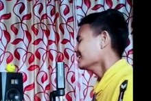 অবিকল আতিফ আসলামের গলা ! 'বাখুদা তুম হি হো' গান গেয়ে ভাইরাল অসমের ছেলে