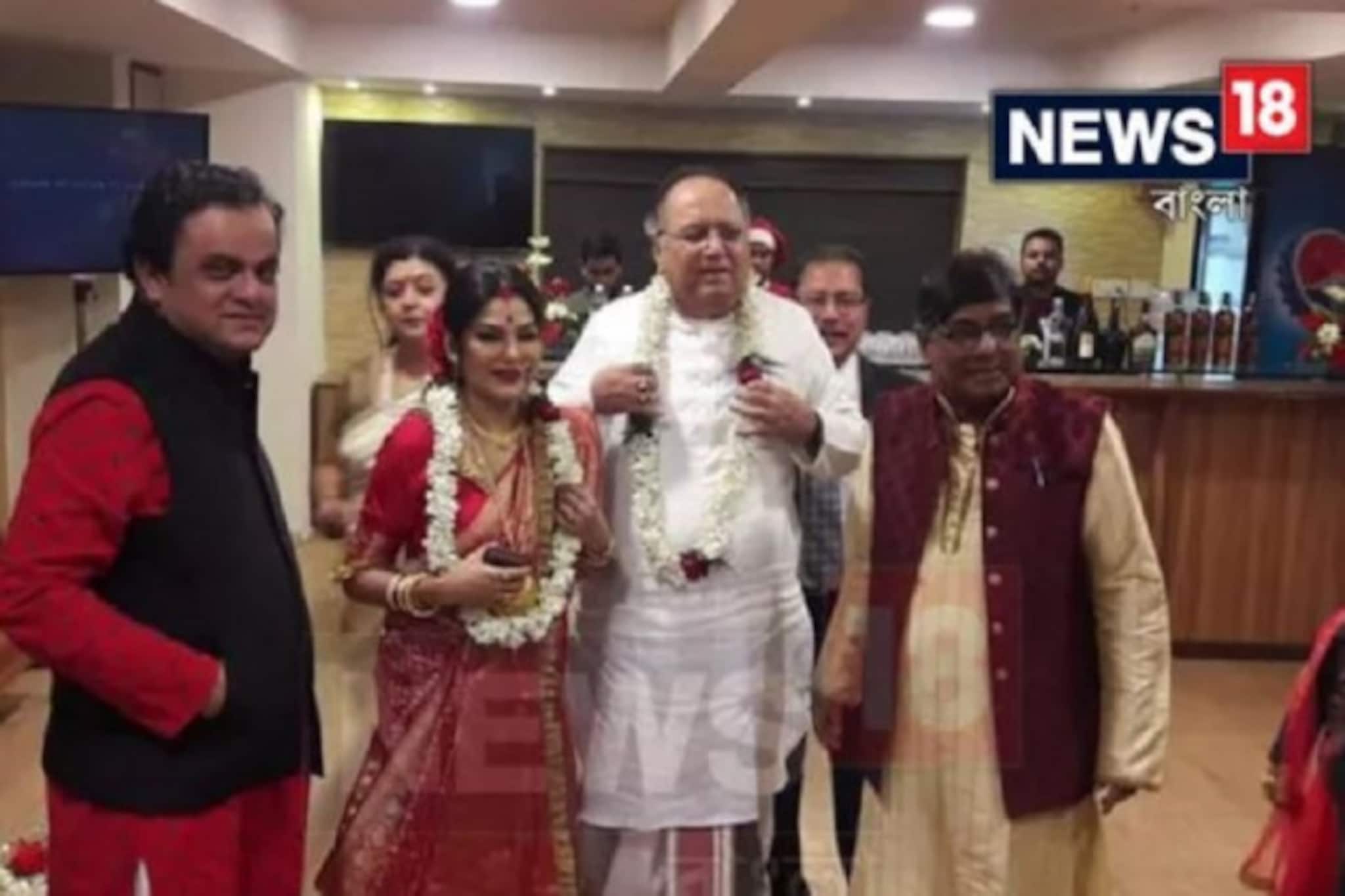 বিয়ের ২৪ ঘণ্টা কাটতে না কাটতেই অসুস্থ দীপঙ্কর দে, হাসপাতালে ভর্তি অভিনেতা !