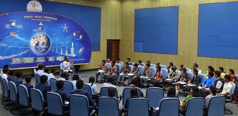 ২০২০ সালের ডিসেম্বরে প্রথমবার মহাকাশে যাবে হিউম্যান স্পেস প্লেন। দ্বিতীয় বিমান যাবে ২০২১ সালে। এর আগে আমেরিকা, রাশিয়া, চিন লক্ষপূরণ করেছে। ২০২১ সালে ইসরোর গগনযান মিশন সফল হলে ভারত হবে বিশ্বের চতুর্থ দেশ। মহাকাশবিজ্ঞানের ইতিহাসে নয়া নজির গড়বে ভারত।