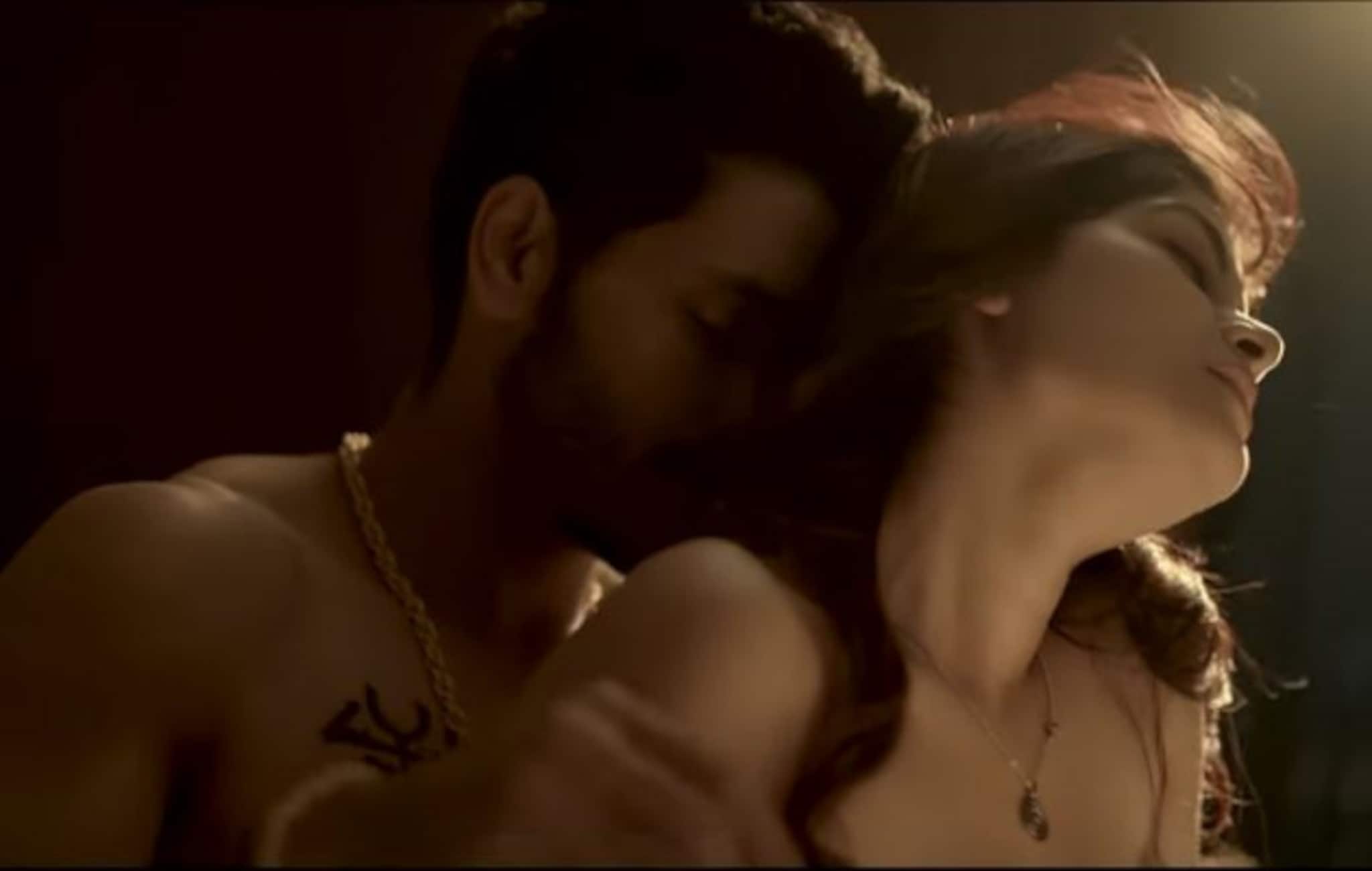 প্রেমসাগরে ডুব অর্জুন-মধুমিতার, দেখুন ‘লভ আজ কাল পরশু’ ছবির প্রথম গানের ভিডিও