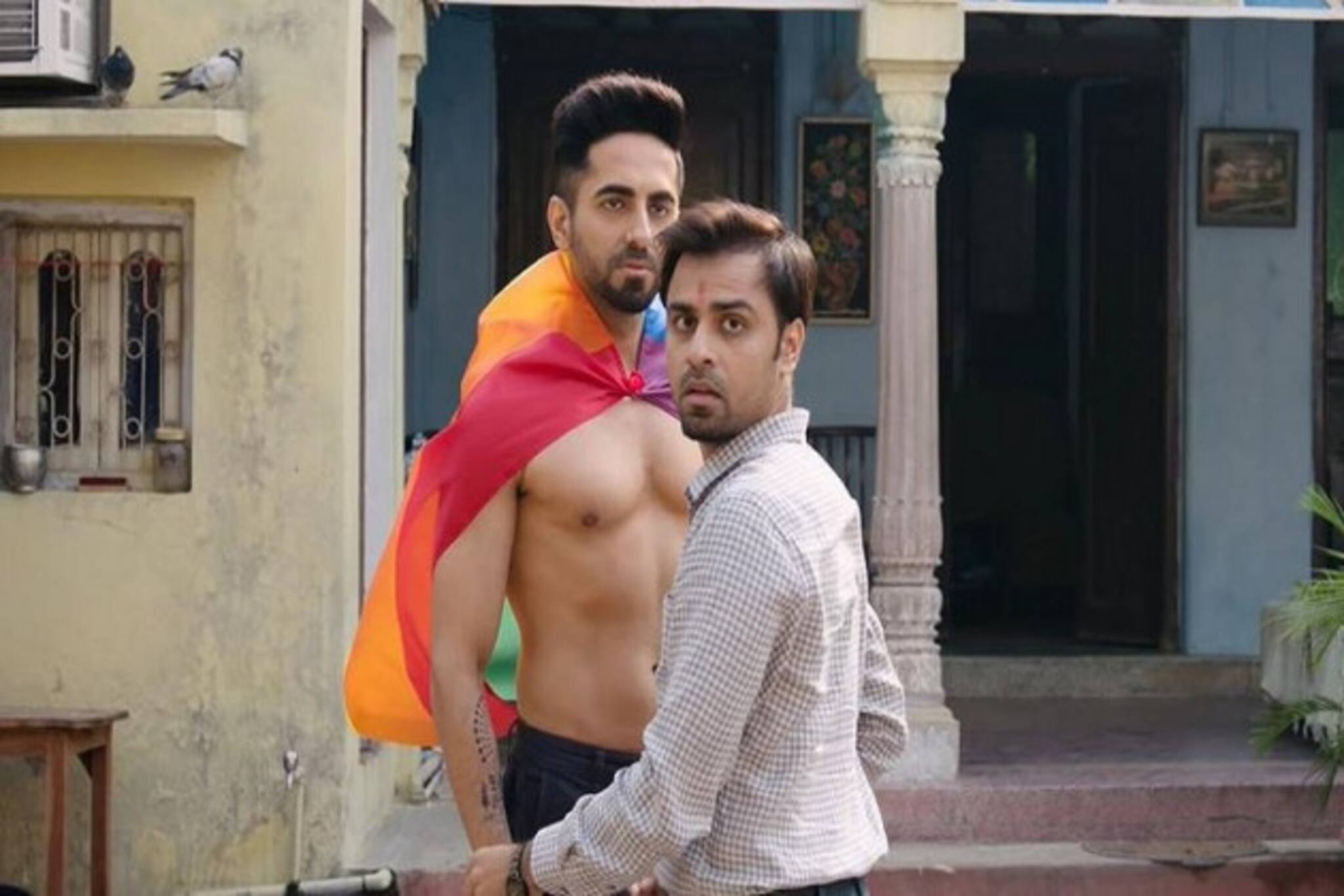 আয়ুষ্মান ‘Gay’ ! এক ছেলের সঙ্গে করছেন বিয়ে?