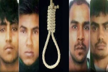 #NirbhayaRapeCase: ছেলেকে বুকে জড়িয়ে ধরলেন মা, ফুঁপিয়ে কেঁদে উঠল ধর্ষক অক্ষয়
