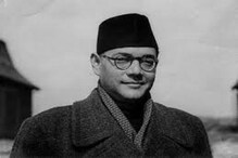 বাড়ির দেওয়ালে নেতাজি, ছেনি হাতুড়ি দিয়ে শিল্প বালির একাদশ শ্রেণির ছাত্রের বাড়ির দেওয়ালে নেতাজি, ছেনি হাতুড়ি দিয়ে শিল্প বালির একাদশ শ্রেণির ছাত্রের