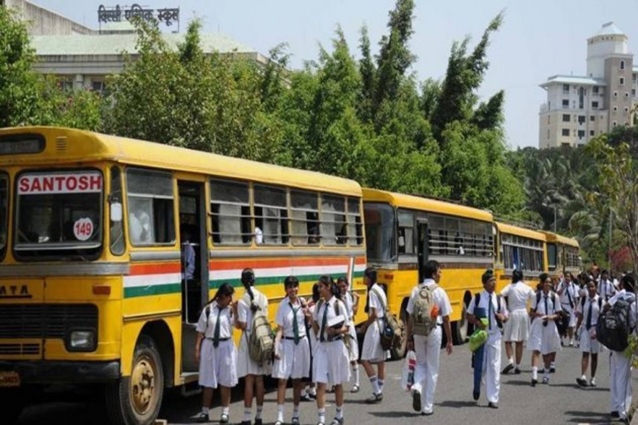 ৩১ জানুয়ারি পর্যন্ত ছাড় পাবে স্কুলবাস, সময়সীমা বেঁধে দিল রাজ্য 