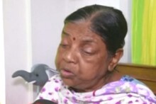 ছানি অপারেশন করতে গিয়ে চোখ খোয়ালেন প্রৌঢ়া