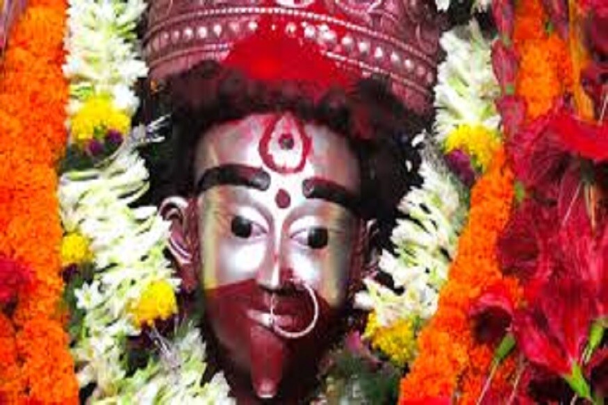 তারা মা জীবনের পুর্ণবিন্যাস করতে সাহায্য করেন ৷ কখনও কোনও পরিস্থিতিতেই তিনি সন্তানের হাত আলগা করেন না ৷ তারা মা জীবনের পুর্ণবিন্যাস করতে সাহায্য করেন ৷ কখনও কোনও পরিস্থিতিতেই তিনি সন্তানের হাত আলগা করেন না ৷