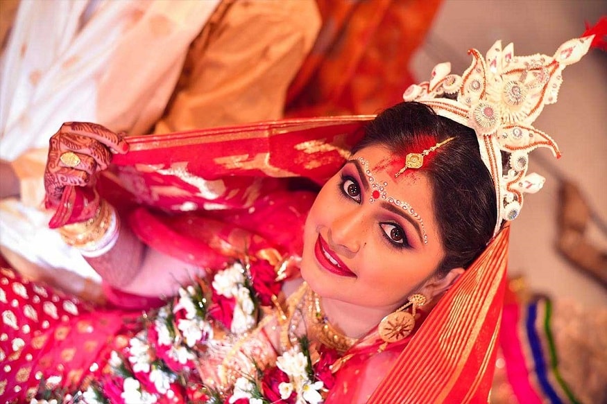 পৌষ মাসের হাতেগোণা আর মাত্র কটি দিন বাকি আছে ৷ পৌষ মাস কাটলেই শুরু হবে বিয়ে, উপনয়নের মত মাঙ্গলিক অনুষ্ঠান ৷ পৌষ মাসে বিয়ে হয়না এটি ঘরে ঘরে প্রচলিত ৷ প্রতীকী ছবি ৷ পৌষ মাসের হাতেগোণা আর মাত্র কটি দিন বাকি আছে ৷ পৌষ মাস কাটলেই শুরু হবে বিয়ে, উপনয়নের মত মাঙ্গলিক অনুষ্ঠান ৷ পৌষ মাসে বিয়ে হয়না এটি ঘরে ঘরে প্রচলিত ৷ প্রতীকী ছবি ৷