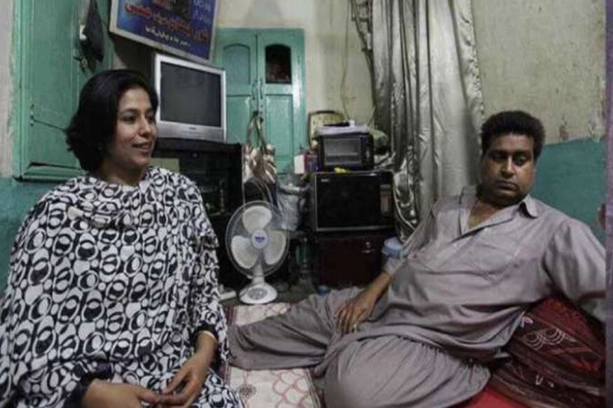 পাকিস্তানে রাজনীতির সঙ্গে অতপ্রতভাবে জড়িয়ে ছিলেন নূর৷ তিনি জেলা এবং টাউন কাউন্সিলর হিসেবে নিযুক্ত ছিলেন৷ ২০১৮ জুলাইয়ে পাকিস্তানের সাধারণ নির্বাচনে নিজের মনোনয়ন জমাও দিয়েছিলেন নূর৷ পরে অবশ্য তা তুলে নেন তিনি৷ Photo Courtesy: Twitter পাকিস্তানে রাজনীতির সঙ্গে অতপ্রতভাবে জড়িয়ে ছিলেন নূর৷ তিনি জেলা এবং টাউন কাউন্সিলর হিসেবে নিযুক্ত ছিলেন৷ ২০১৮ জুলাইয়ে পাকিস্তানের সাধারণ নির্বাচনে নিজের মনোনয়ন জমাও দিয়েছিলেন নূর৷ পরে অবশ্য তা তুলে নেন তিনি৷ Photo Courtesy: Twitter