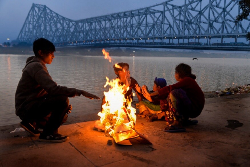 • তবে আবহাওয়াবিদরা জানাচ্ছেন, এটাই শীতের শেষ স্পেল নয়। আরও একটি পশ্চিমী ঝঞ্ঝার জেরে আগামী সপ্তাহের শেষে বৃষ্টি হতে পারে। • তবে আবহাওয়াবিদরা জানাচ্ছেন, এটাই শীতের শেষ স্পেল নয়। আরও একটি পশ্চিমী ঝঞ্ঝার জেরে আগামী সপ্তাহের শেষে বৃষ্টি হতে পারে।