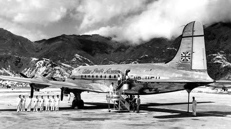 ১৯৫৪ সালের ২৩ জুলাই Cathay Pacific Airlines-এর VR-HEU, একটি Douglas DC-4 বিমান ব্যাংকক থেকে হং কংয়ের উদ্দেশ্যে যাত্রা করছিল ৷ সেইসময় চিনের হাইনান প্রদেশে People's Liberation Army Air Force Lavochkin La-11-এর ফাইটার বিমান ক্যাথে প্যাসিফিকের বিমানটিকে গুলি করে নামায় ৷ মৃত্যু হয় ১০ জনের ৷ ১৯৫৪ সালের ২৩ জুলাই Cathay Pacific Airlines-এর VR-HEU, একটি Douglas DC-4 বিমান ব্যাংকক থেকে হং কংয়ের উদ্দেশ্যে যাত্রা করছিল ৷ সেইসময় চিনের হাইনান প্রদেশে People's Liberation Army Air Force Lavochkin La-11-এর ফাইটার বিমান ক্যাথে প্যাসিফিকের বিমানটিকে গুলি করে নামায় ৷ মৃত্যু হয় ১০ জনের ৷
