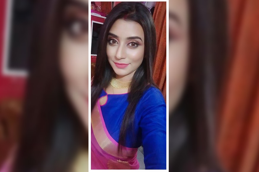 তিনি সোশ্যাল মিডিয়ায় ফের কিছু ছবি আপলোড করে রীতিমত চর্চায় এসেছেন ৷ ছবি সৌজন্যে সুমনা চক্রবর্তীর ফেসবুক অ্যাকাউন্ট ৷ তিনি সোশ্যাল মিডিয়ায় ফের কিছু ছবি আপলোড করে রীতিমত চর্চায় এসেছেন ৷ ছবি সৌজন্যে সুমনা চক্রবর্তীর ফেসবুক অ্যাকাউন্ট ৷
