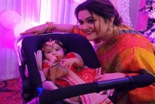 মেয়ের মুখেভাতে প্রথমবার মেয়ের ছবি প্রকাশ্যে আনলেন কনীনিকা বন্দ্যোপাধ্যায়