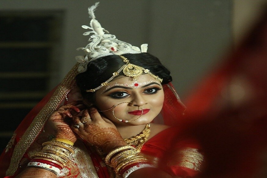 • টলিউডে আর এক নায়িকা-পরিচালক প্রেম ও বিবাহপর্ব সুসম্পন্ন হল ৷ রাজ-শুভশ্রী জুটির রসায়ন কারও অজানা নয় ৷ এবার আরও এক নায়িকা-পরিচালক জুটি পেল টলিপাড়া ৷ ছবি: ফেসবুকের সৌজন্যে ৷ • টলিউডে আর এক নায়িকা-পরিচালক প্রেম ও বিবাহপর্ব সুসম্পন্ন হল ৷ রাজ-শুভশ্রী জুটির রসায়ন কারও অজানা নয় ৷ এবার আরও এক নায়িকা-পরিচালক জুটি পেল টলিপাড়া ৷ ছবি: ফেসবুকের সৌজন্যে ৷