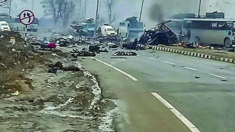 প্রাণ হারান ৪০ জওয়ান।পাকিস্তানকে জবাব দিতে দেরি করেনি ভারত। পুলওয়ামার জবাব বালাকোট। ২৬ ফেব্রুয়ারি প্রত্যাঘাত করে ভারতীয় বায়ুসেনা। বালাকোটে জইশের একের পর এক ক্যাম্প গুঁড়িয়ে দেয়। File Photo প্রাণ হারান ৪০ জওয়ান।পাকিস্তানকে জবাব দিতে দেরি করেনি ভারত। পুলওয়ামার জবাব বালাকোট। ২৬ ফেব্রুয়ারি প্রত্যাঘাত করে ভারতীয় বায়ুসেনা। বালাকোটে জইশের একের পর এক ক্যাম্প গুঁড়িয়ে দেয়। File Photo