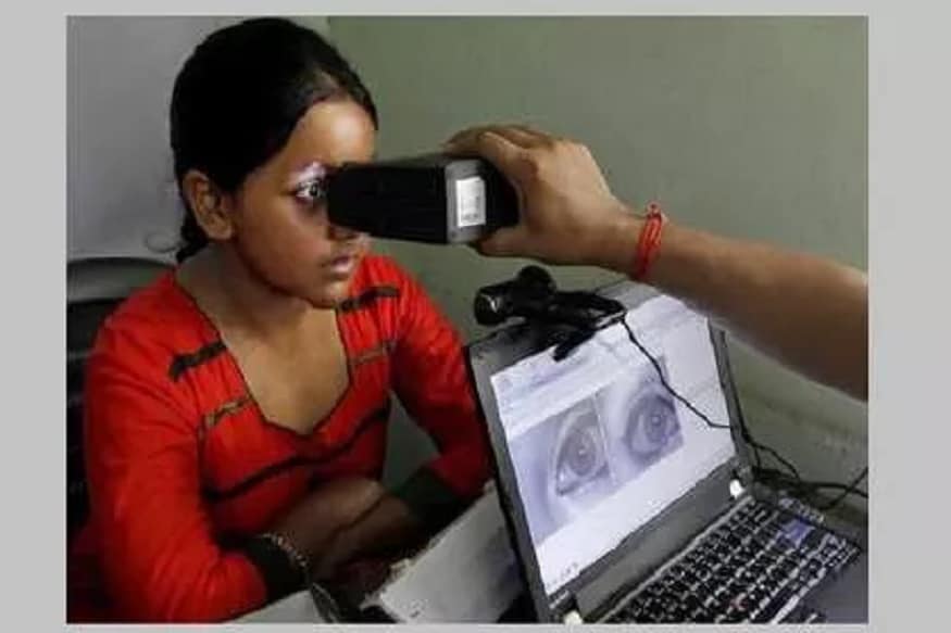 UIDAI এর তরফে জানানো হয়েছে যে বাচ্চাদের জন্য বাল আধার কার্ড (Baal Aadhaar) তৈরি করা অত্যন্ত জরুরি ৷ ৫ বছরের কম শিশুদের জন্য এই কার্ড তৈরি করা হয়ে থাকে ৷ বাচ্চাদের জন্য যে আধার তৈরি করা হয় সেটি সাধারণত নীল রঙের হয় ৷ ৫ বছর হয়ে যাওয়ার পর নিকটবর্তী আধার কেন্দ্রে গিয়ে বাচ্চাদের বায়োমেট্রিক রেজিষ্টার্ড করা হয় ৷ আরও বিস্তারিত জানতে ১৯৪৭ টোলফ্রি নম্বরে ফোন করতে পারবেন ৷ UIDAI এর তরফে জানানো হয়েছে যে বাচ্চাদের জন্য বাল আধার কার্ড (Baal Aadhaar) তৈরি করা অত্যন্ত জরুরি ৷ ৫ বছরের কম শিশুদের জন্য এই কার্ড তৈরি করা হয়ে থাকে ৷ বাচ্চাদের জন্য যে আধার তৈরি করা হয় সেটি সাধারণত নীল রঙের হয় ৷ ৫ বছর হয়ে যাওয়ার পর নিকটবর্তী আধার কেন্দ্রে গিয়ে বাচ্চাদের বায়োমেট্রিক রেজিষ্টার্ড করা হয় ৷ আরও বিস্তারিত জানতে ১৯৪৭ টোলফ্রি নম্বরে ফোন করতে পারবেন ৷