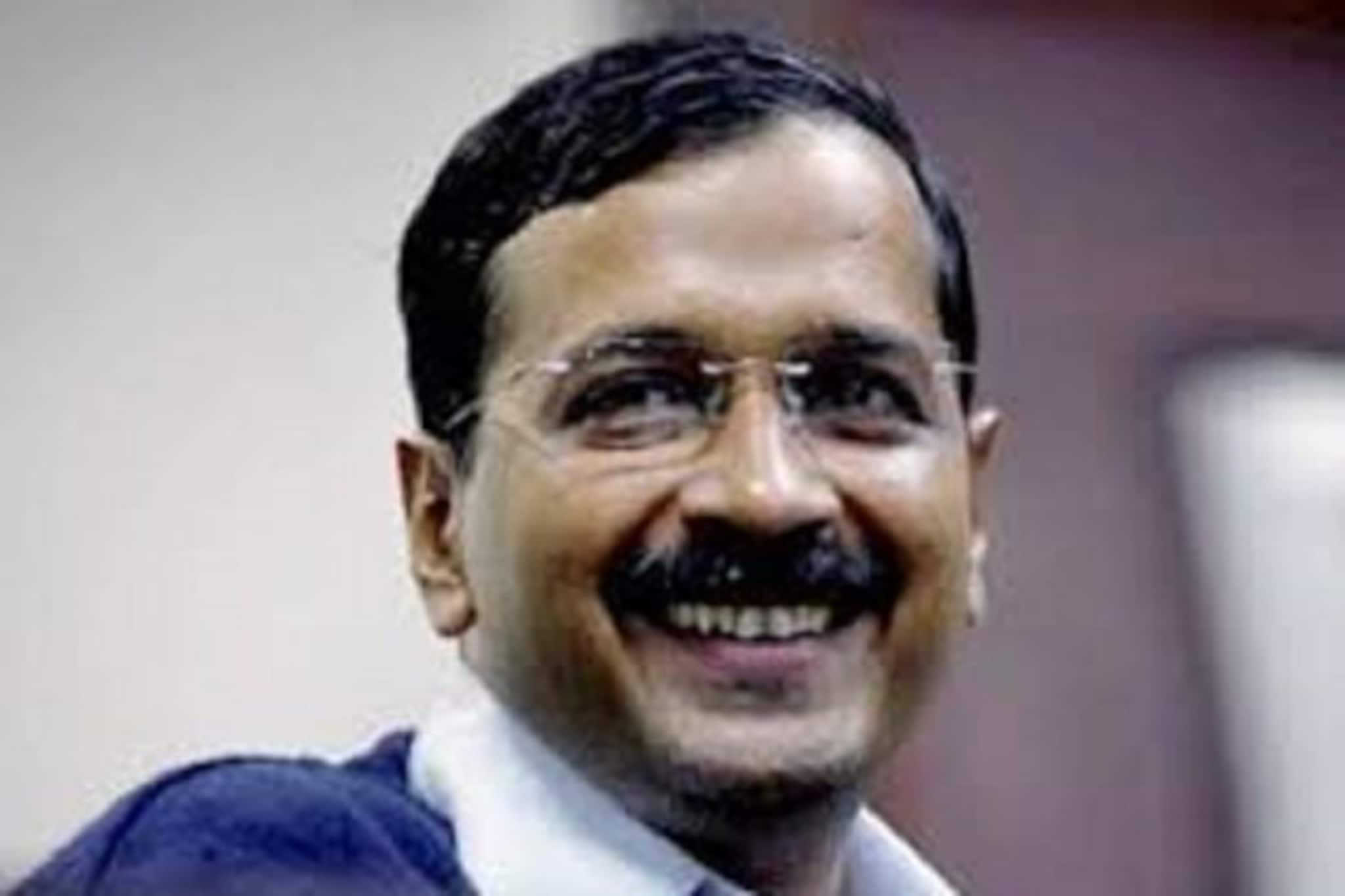 তৃতীয়বার মুখ্যমন্ত্রী পদে আগামী ১৬ ফেব্রুয়ারি শপথ নিতে চলেছেন কেজরিওয়াল