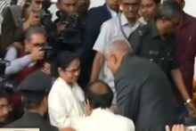 প্রথা ভেঙে অধ্যক্ষের ঘরে রাজ্যপাল