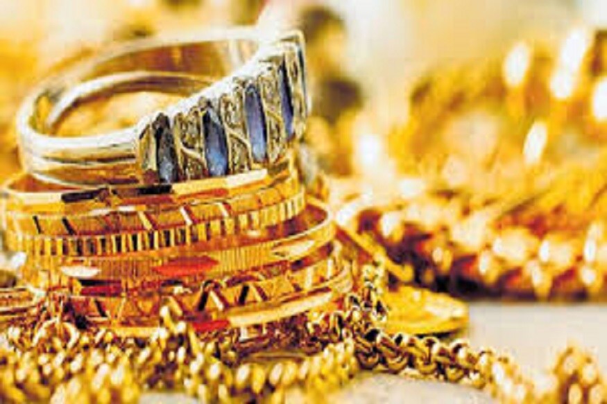কলকাতায় ২২ ক্যারাট সোনার ১ গ্রামের দাম ৪,২৫ টাকা (বেড়েছে ৬৯ টাকা) ৷ ৮ গ্রামের দাম ৩৩,৮০০ টাকা (বেড়েছে ৫৫২ টাকা), ১০ গ্রামের দাম ৪২,২৫০ টাকা (৬৯০ টাকা), ১০০ গ্রামের দাম ৪,২২,৫০০ টাকা (বেড়েছে ৬,৯০০ টাকা) ৷ প্রতীকী ছবি ৷ কলকাতায় ২২ ক্যারাট সোনার ১ গ্রামের দাম ৪,২৫ টাকা (বেড়েছে ৬৯ টাকা) ৷ ৮ গ্রামের দাম ৩৩,৮০০ টাকা (বেড়েছে ৫৫২ টাকা), ১০ গ্রামের দাম ৪২,২৫০ টাকা (৬৯০ টাকা), ১০০ গ্রামের দাম ৪,২২,৫০০ টাকা (বেড়েছে ৬,৯০০ টাকা) ৷ প্রতীকী ছবি ৷