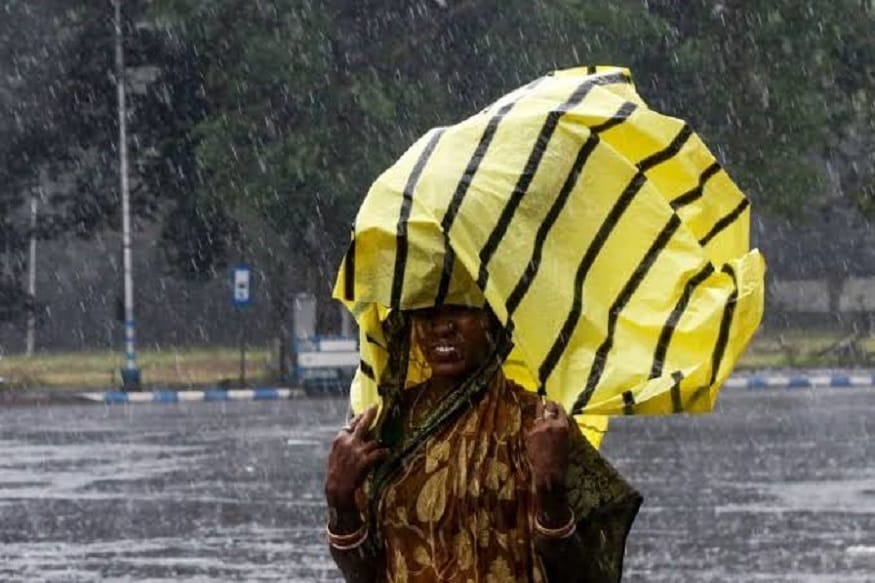 • ফের সপ্তাহান্তে বৃষ্টির ভ্রূকুটি। রবিবার নাগাদ বৃষ্টির সম্ভাবনা দক্ষিণবঙ্গে। হালকা থেকে মাঝারি বৃষ্টির পূর্বাভাস। • ফের সপ্তাহান্তে বৃষ্টির ভ্রূকুটি। রবিবার নাগাদ বৃষ্টির সম্ভাবনা দক্ষিণবঙ্গে। হালকা থেকে মাঝারি বৃষ্টির পূর্বাভাস।