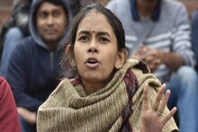 কলকাতা বিশ্ববিদ্যালয়ে মেলেনি ঐশীর সভার অনুমতি, বাইরেই প্রবল বিক্ষোভ