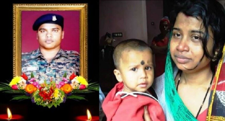 শহিদ জওয়ানের স্ত্রী ৫১ লক্ষ টাকার অনুদান পাওয়ার পর আর শ্বশুরবাড়িতে থাকেন না ৷ আর শহিদের মৃত্যুর পুরো টাকা নিহতের স্ত্রীর অ্যাকাউন্টে পরায় এখন মনোজের বাবা-মা আর্থিক ভাবেও বিপন্ন ৷ Photo- File শহিদ জওয়ানের স্ত্রী ৫১ লক্ষ টাকার অনুদান পাওয়ার পর আর শ্বশুরবাড়িতে থাকেন না ৷ আর শহিদের মৃত্যুর পুরো টাকা নিহতের স্ত্রীর অ্যাকাউন্টে পরায় এখন মনোজের বাবা-মা আর্থিক ভাবেও বিপন্ন ৷ Photo- File