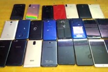 চোরাই মোবাইল চক্রের হদিশ, IMEI নম্বর বদলে দেদার বিক্রি হচ্ছে চুরির মোবাইল