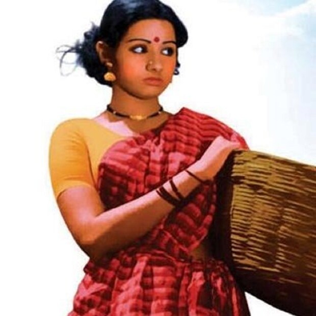 ১৬ ভায়াথিনাইল। এই ছবিটির জন্য শ্রীদেবী স্পেশাল অ্যাওয়ার্ড পান। photo source collected 