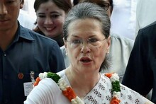 অসুস্থ হয়ে হাসপাতালে ভর্তি সনিয়া গান্ধি