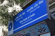 স্টেট ব্যাঙ্কের গ্রাহকদের জন্য বড় ধাক্কা !