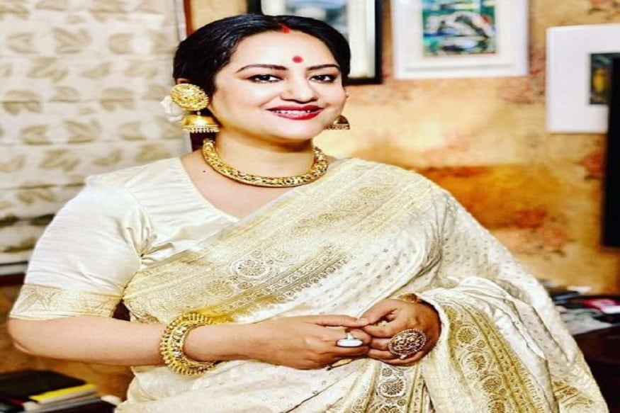 সুদীপা চট্টোপাধ্যায় বাঙালি টেলিভিশন দর্শকদের কাছে একেবারে ঘরের মেয়ে ৷ নিজের কাজের গুণে এই কৃতিত্ব পেয়েছেন সুদীপা ৷ Photo Courtesy- Sudipa Chatterjee/ Instagram Handle সুদীপা চট্টোপাধ্যায় বাঙালি টেলিভিশন দর্শকদের কাছে একেবারে ঘরের মেয়ে ৷ নিজের কাজের গুণে এই কৃতিত্ব পেয়েছেন সুদীপা ৷ Photo Courtesy- Sudipa Chatterjee/ Instagram Handle