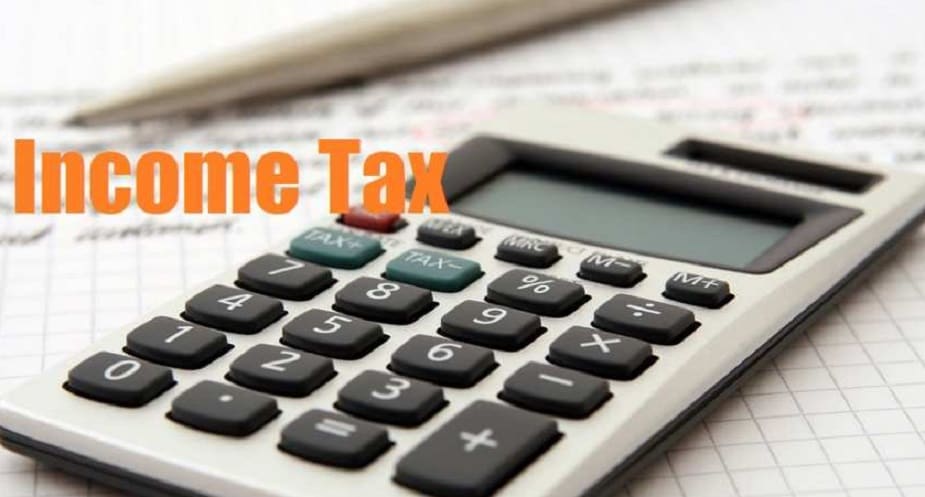 বাজেটে Individual Income Tax এর নতুন ব্যবস্থায় পাঁচ লক্ষ টাকা পর্যন্ত কোনও কর দিতে হবে না ৷ বাৎসরিক আয় ৫ থেকে ৭.৫ লক্ষের মধ্যে হলে কর দিতে হবে ১০ শতাংশ। ১০ থেকে ১২.৫ লক্ষ টাকার মধ্যে হলে কর দিতে হবে ২০ শতাংশ। ১২.৫ লক্ষ ১৫ লক্ষের মধ্যে হলে কর দিতে হবে ২৫ শতাংশ। ১৫ লক্ষের বেশি হলে আগের মতোই দিতে হবে ৩০ শতাংশ ৷ বাজেটে Individual Income Tax এর নতুন ব্যবস্থায় পাঁচ লক্ষ টাকা পর্যন্ত কোনও কর দিতে হবে না ৷ বাৎসরিক আয় ৫ থেকে ৭.৫ লক্ষের মধ্যে হলে কর দিতে হবে ১০ শতাংশ। ১০ থেকে ১২.৫ লক্ষ টাকার মধ্যে হলে কর দিতে হবে ২০ শতাংশ। ১২.৫ লক্ষ ১৫ লক্ষের মধ্যে হলে কর দিতে হবে ২৫ শতাংশ। ১৫ লক্ষের বেশি হলে আগের মতোই দিতে হবে ৩০ শতাংশ ৷